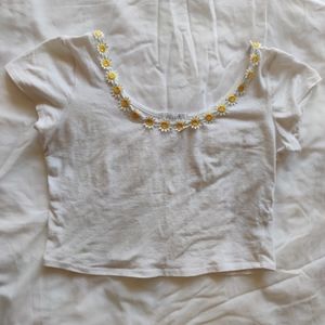 Daisy top